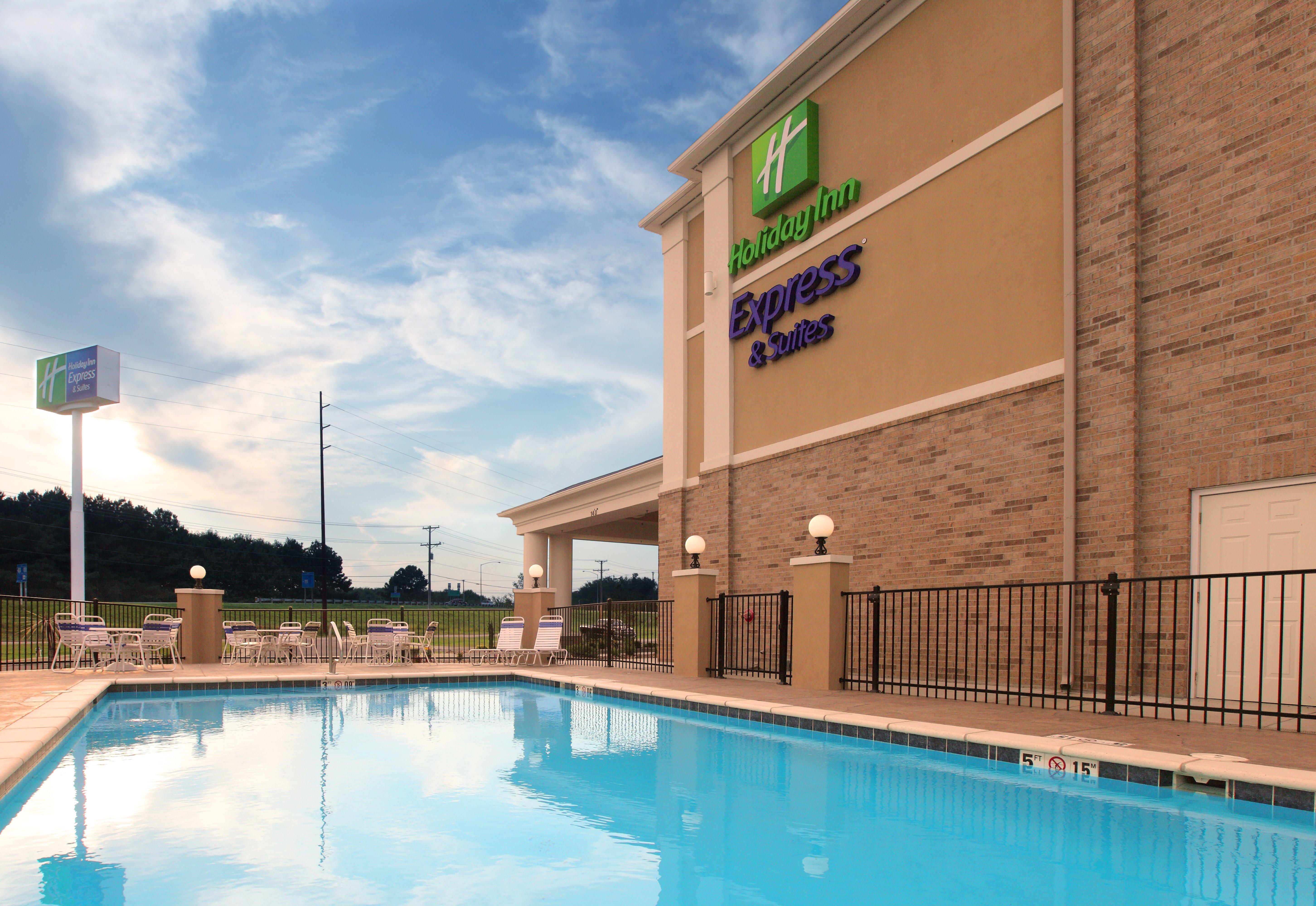 Holiday Inn Express Hotel & Suites Clarksville Ngoại thất bức ảnh