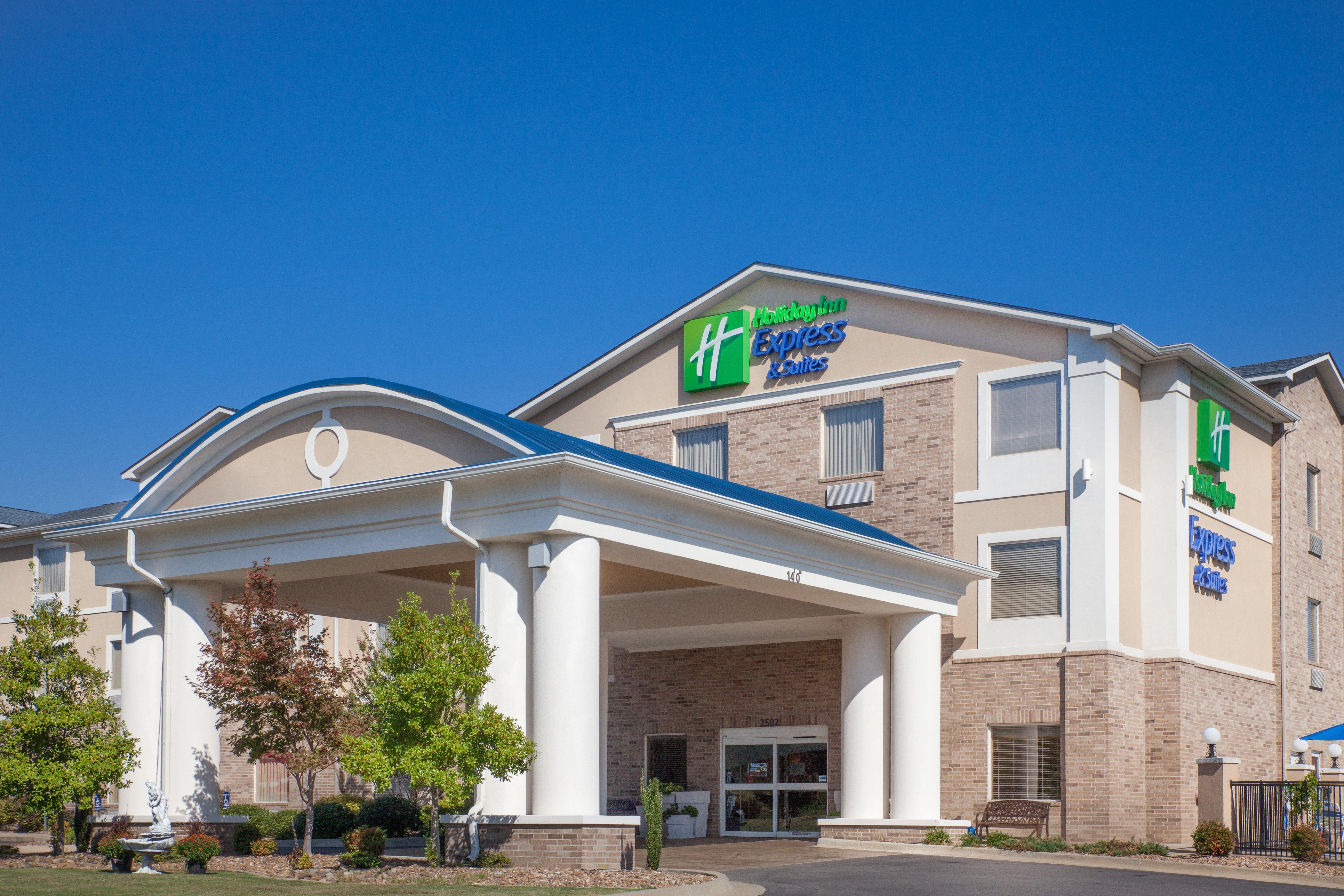 Holiday Inn Express Hotel & Suites Clarksville Ngoại thất bức ảnh