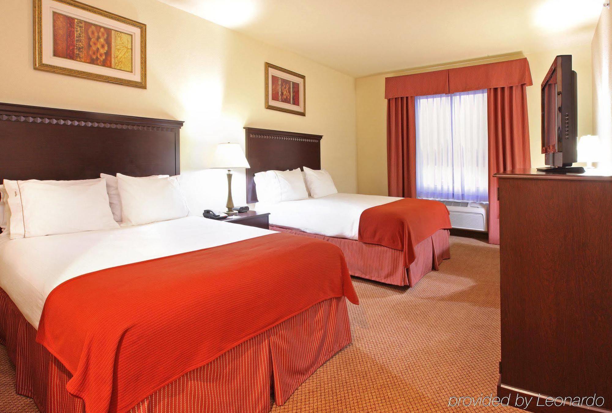 Holiday Inn Express Hotel & Suites Clarksville Phòng bức ảnh